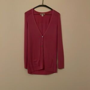 Banana Republic Pink long sleeved spring sweater.